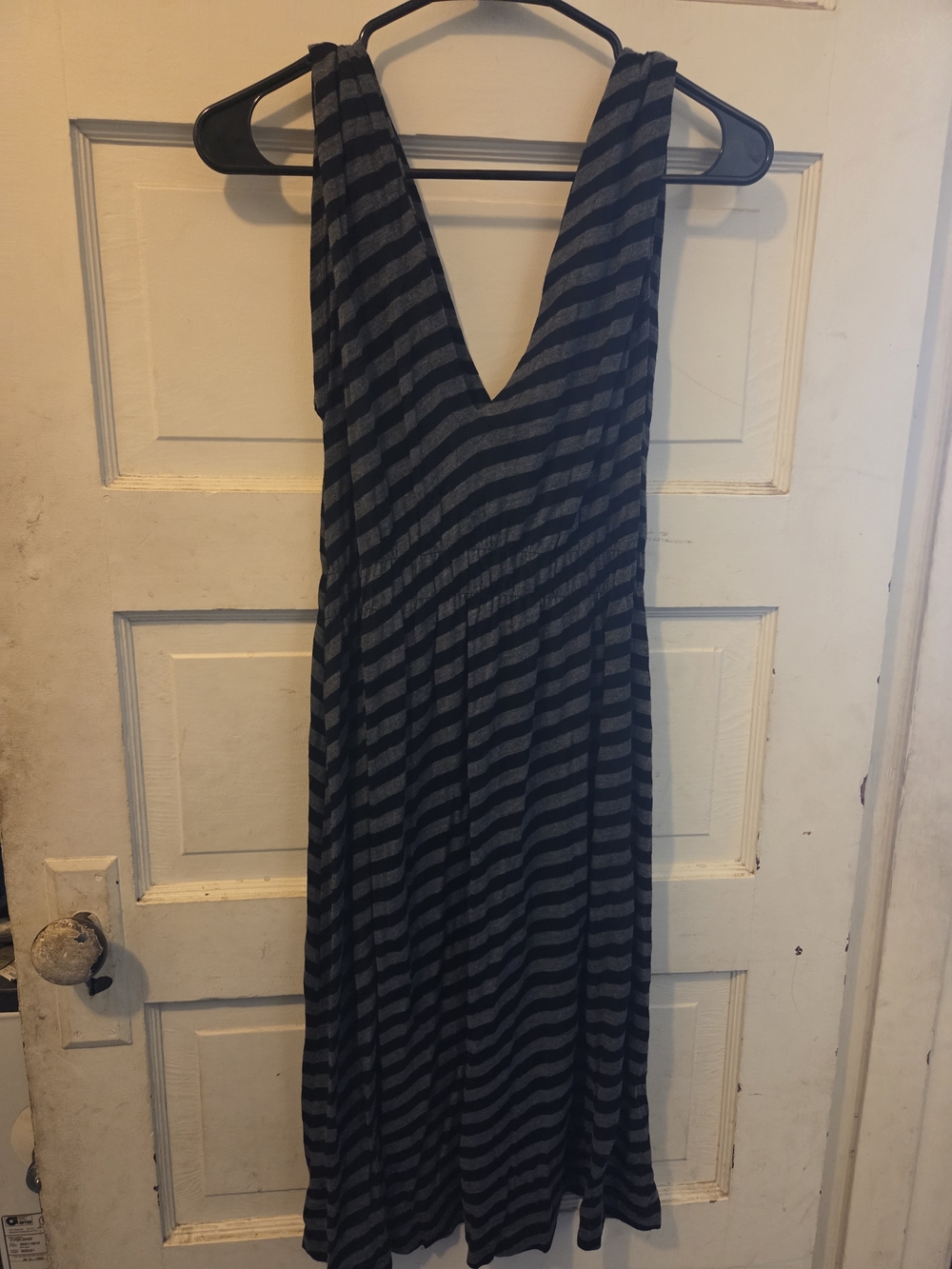 Sleeveless Striped V-Neck Maxi Dress in Navy and Gray